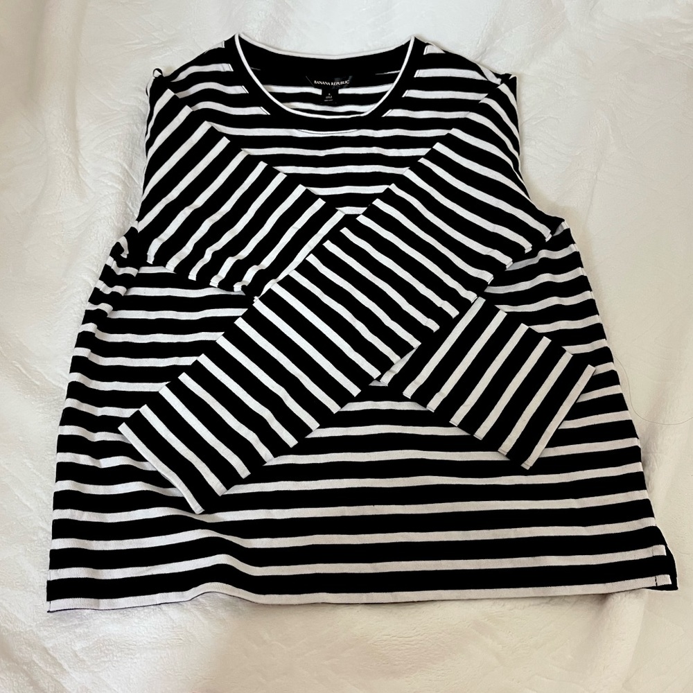 Banana Republic Women Striped Black And White Long Sleeve Shirt Front Pocket S